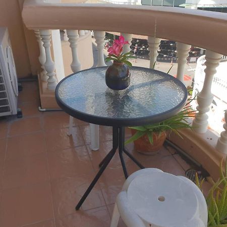 Indogee Apartments Патая Екстериор снимка
