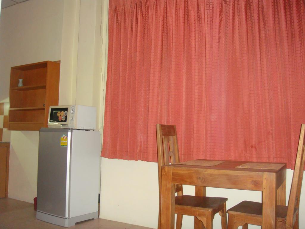 Indogee Apartments Патая Екстериор снимка