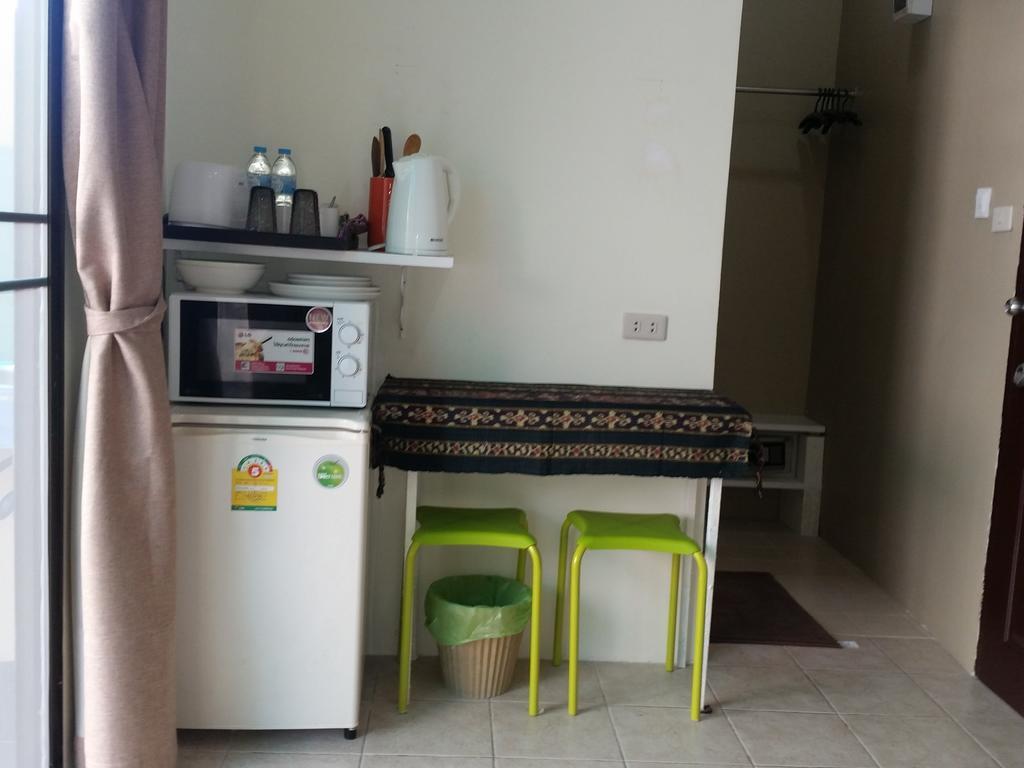 Indogee Apartments Патая Екстериор снимка