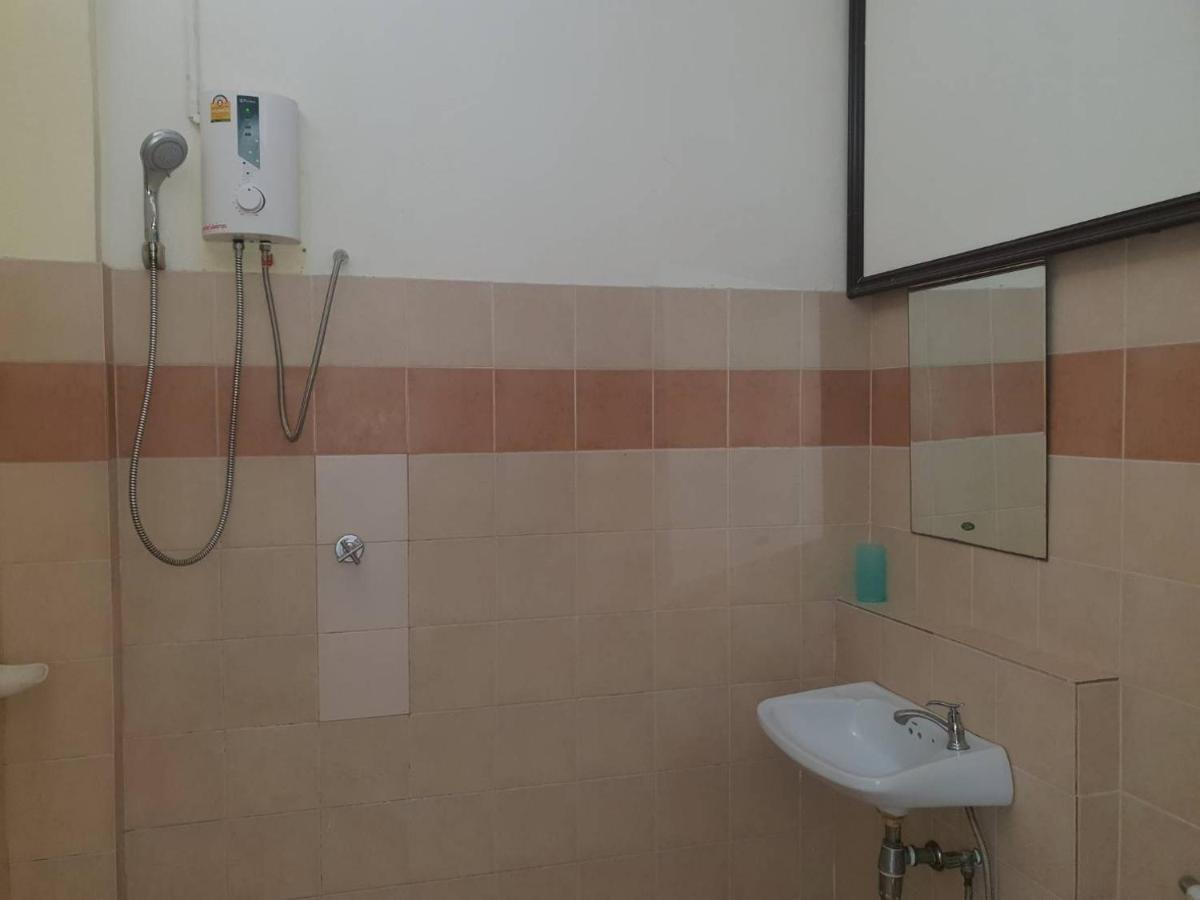 Indogee Apartments Патая Екстериор снимка